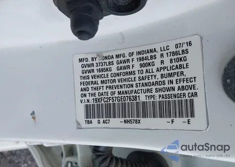 2016 Honda Civic Lx z USA, uszkodzony, nr VIN 19XFC2F57GE076381